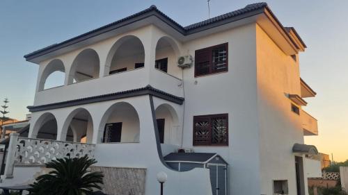 La Loggia sul mare
