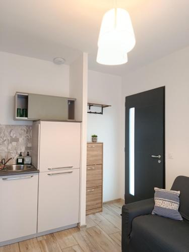 ห้องครัว, Kaly kardia Independent T2 at private home in พราด