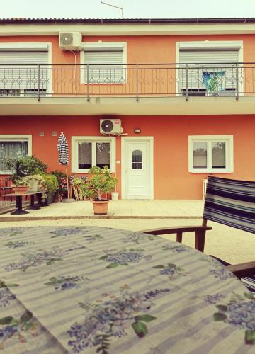 Viesnīcas āriene, Apartment Nada in Jagodje
