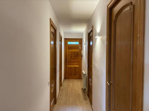 Can Bosquet - Casa de invitados adosada a casa familiar in Corbera de Llobregat