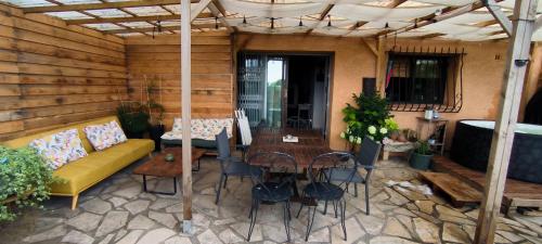 Jolie maison avec spa exterieur in Millenaire - Grammont