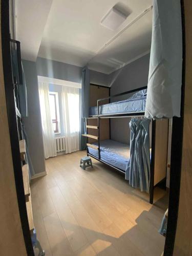 Sansar tunnel hostel