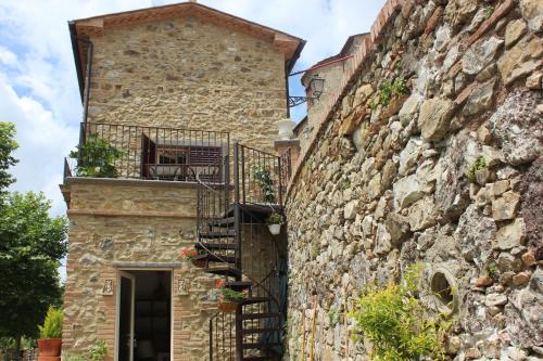 Зовнішній вигляд готелю, B&B CANNETO in Монтеверді Маріттімо