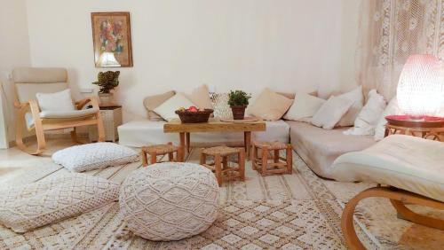 הבית על הנחל, HaGoshrim (foto 9)