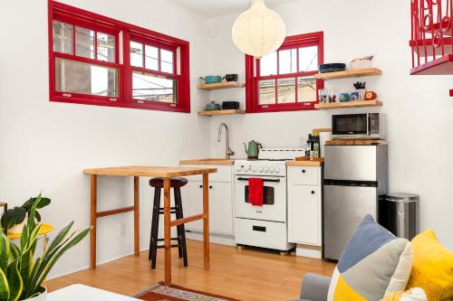 Artsy Venice Beach Canals Studio w/Rooftop & Sauna, Los Angeles (fotografie 4)
