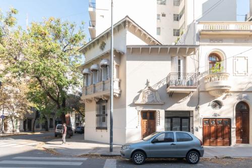 MOT Mansion Paz A 10 pax Deluxe House Belgrano