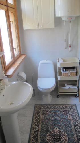 One-Bedroom House image 7