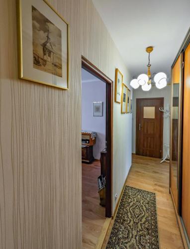 Przytulne Mieszkanie w Stylu Vintage Centrum in ยาสวอ