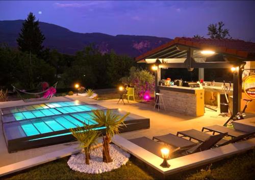 Magnifique villa au pied du Vercors gîte à louer Izeron