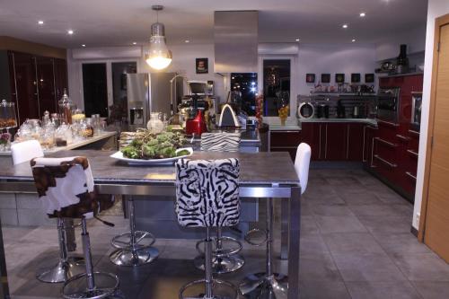 Maison Spa 10 pers - Jacuzzi Hammam - Mont St Michel in Saint-James
