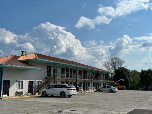 MOTOR INNS OF AMERICA in Madisonville (TN)