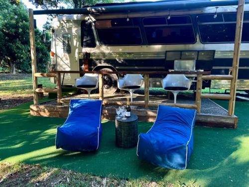 Bello BigRig Luxury Riverfront Escape Close to Town in Bellingen