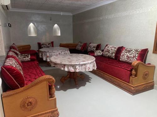 Maison de 3 chambres avec piscine tubulaire et clim a Karakcho in Berkane