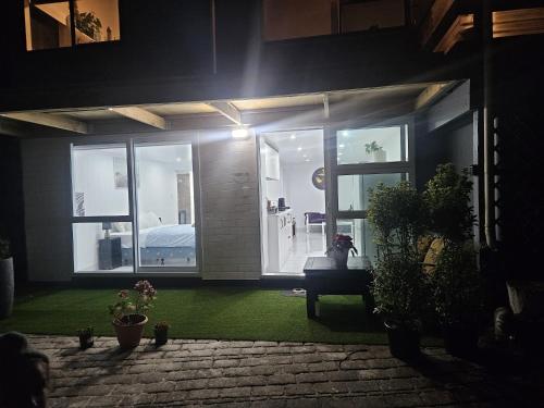 New and cute one bedroom flat — other in 145 Miromiro Road, Normandale, Lower Hutt, 5010, New Zealand