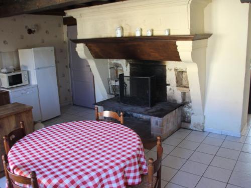 Gîte Halles-sous-les-Côtes 4 pièces 6 personnes - FR-1-585-5 - image 9