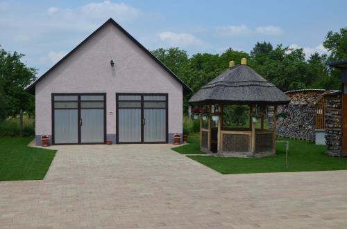 Németh Vendégház - image 5