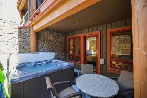Bluesky 414 condo in Breckenridge, USA
