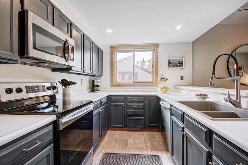 Mountainwood Unit 301 Condo in Breckenridge, USA