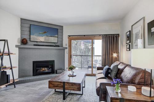 Mountainwood Unit 301 Condo in วอริเออร์ มาร์ค