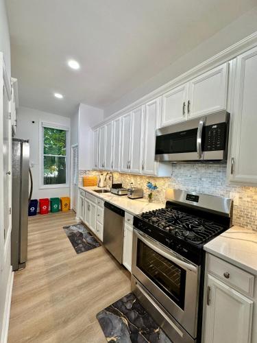 BP STAYS - Hotel-Style, No Host, Professionally Managed ID280 - Hudson County, NJ