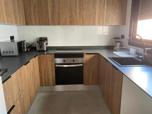 Habitación Grande en Apartamento Compartido (Habitacion Grande en Apartamento Compartido) in Szent Boi del Llobregat