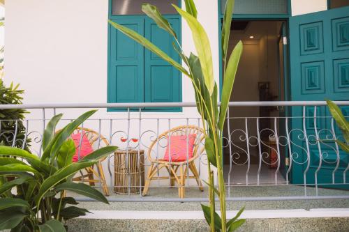 Double or Twin Room with Balcony image 9
