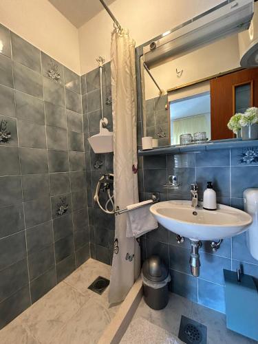 Triple Room image 8
