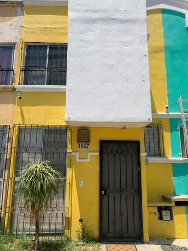 House near the airport in Las Pintas