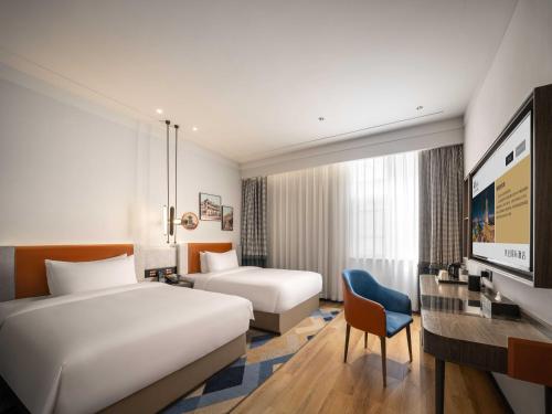 Superior Twin Room image 1