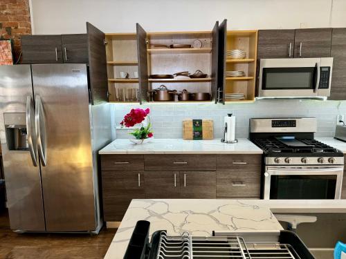 BP STAYS - Hotel-Style, No Host, Professionally Managed ID289 - Hell's Kitchen, NY