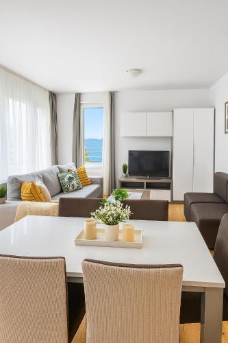 Sunny Resort apartment with seaview 1273 in Josipdol