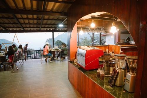 Bar/lounge, K2 Phahee near Azago Cafe