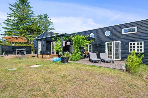 ทัศนียภาพภายนอกโรงแรม, Stylishly Renovated And Well-Equipped Holiday Home Near Ebeltoft in หาดอัวร์