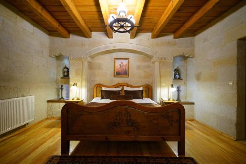 Harman Cave Hotel Room Type - Family Suite Harman Cave Hotel Room Type - Family Suite