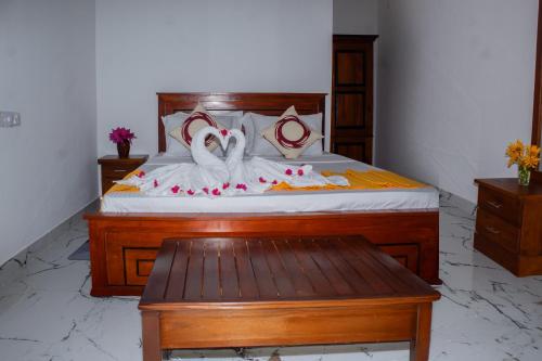 Double Room with Balcony image 3