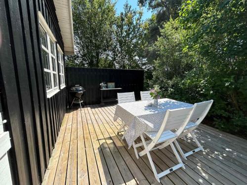 المرافق, Idyllic Cottage On North Langeland in Stoense Udflyttere