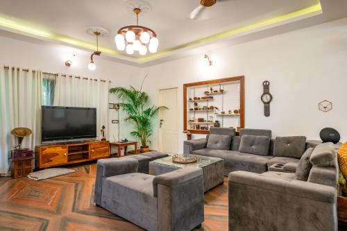 Hexa Retreat