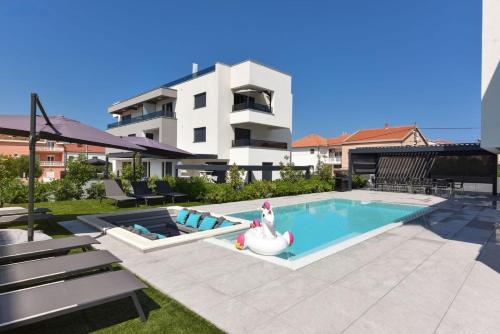 FUX LUXURY Infinty-Pool Zadar