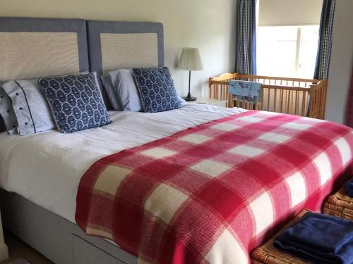 3 Bed in Kettlestone KT037