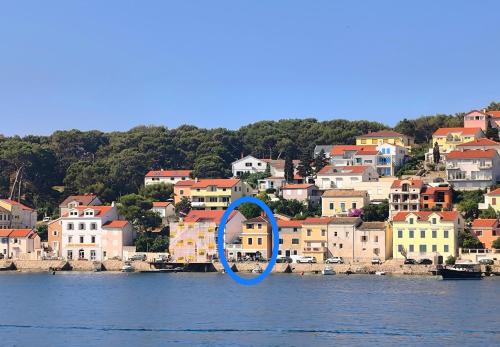 Apartments by the sea Mali Losinj (Losinj) - 8006 - Location saisonnière - Mali Lošinj