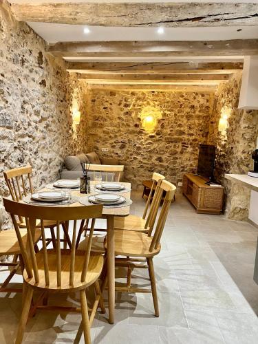 Instalaciones, Les Appartements de la rue Vial in Antibes