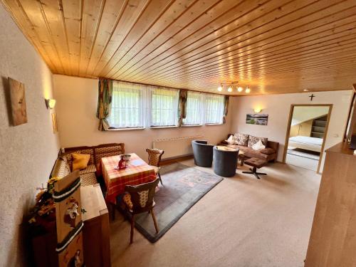 Ferienwohnung Karlsruh - image 2