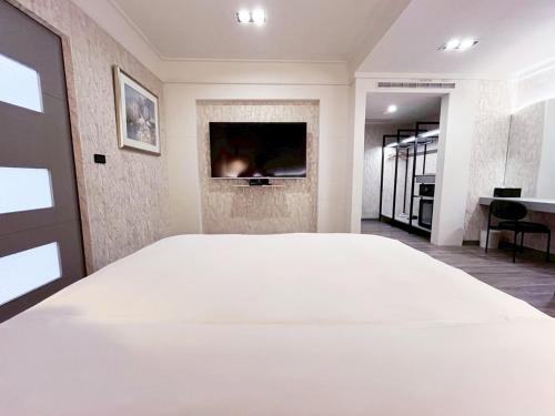 Deluxe Double Room without Parking image 9