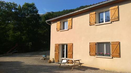 Gite Louis gîte à louer Saint-Beaulize