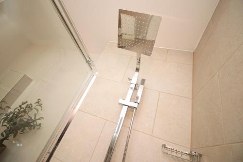 Casa 4 - 2 BR Apartment with Balcony and Parking, Cardiff (photo 9)