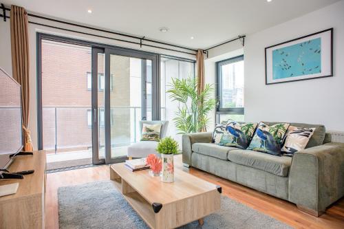 Peaceful, cosy - modern 2 Bedroom entire Flat in Canary Wharf Close to the 02, Londyn