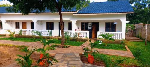Devkim Stays in Shimba Hills National Reserve