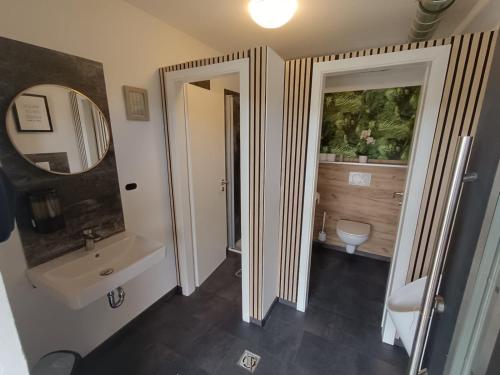Tiny Apartments by Timo's Camp in Sankt Nikola An Der Donau