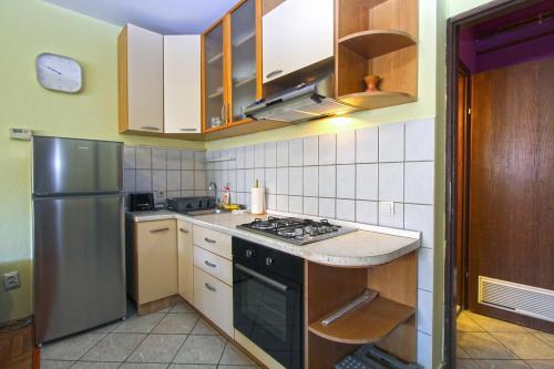 Two-Bedroom Apartment image 7