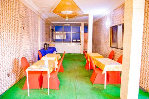 레스토랑, Hotel Safari COTONOU in 코토노우